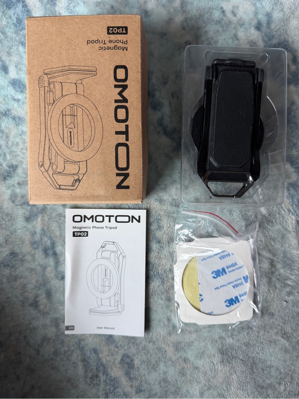 OMOTON TP02 360°Rotating for MagSafe Tripod